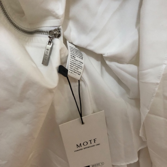 White dress new - Picture 5 of 6